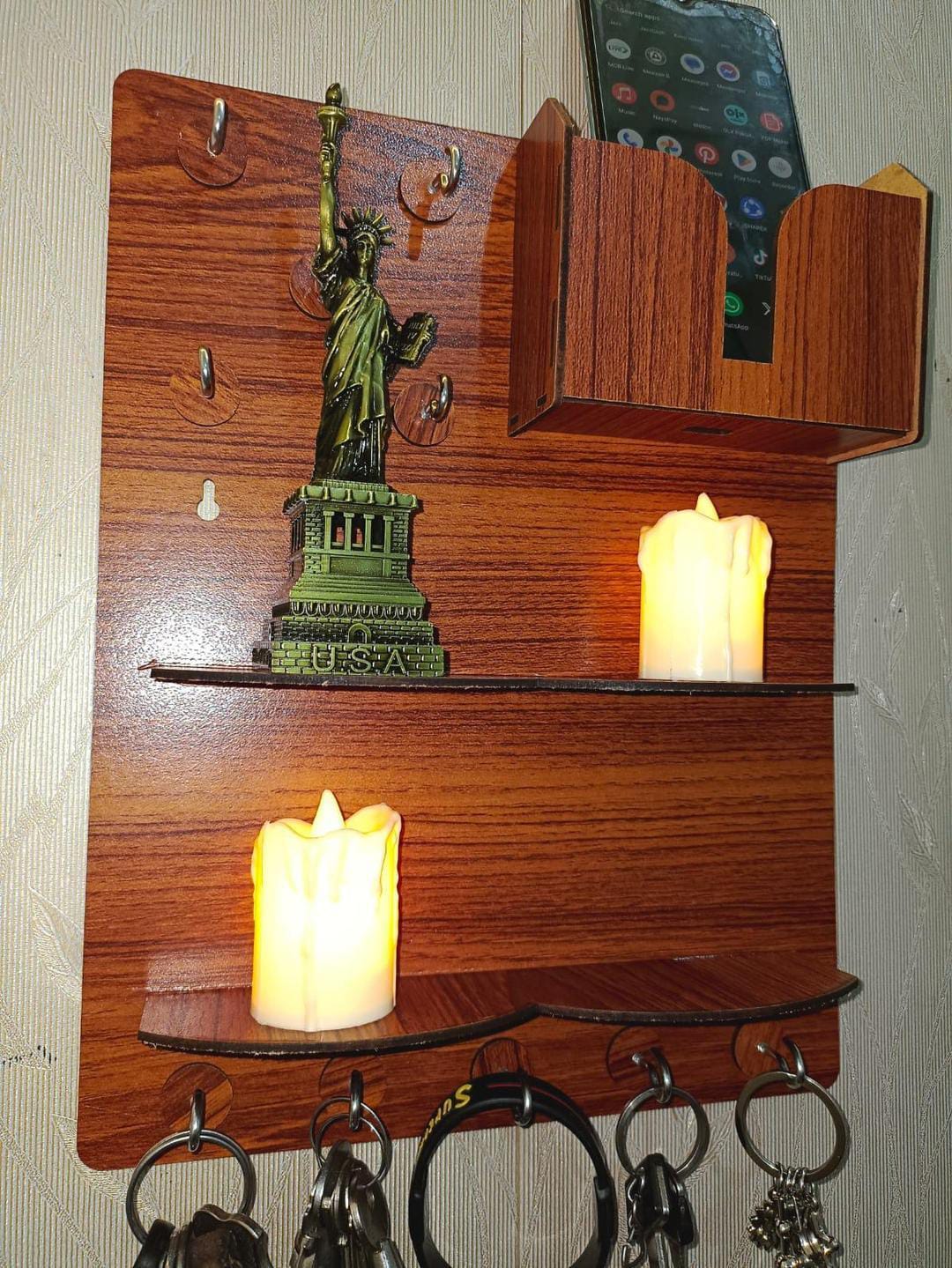 Wooden Keys and Mobile Holde