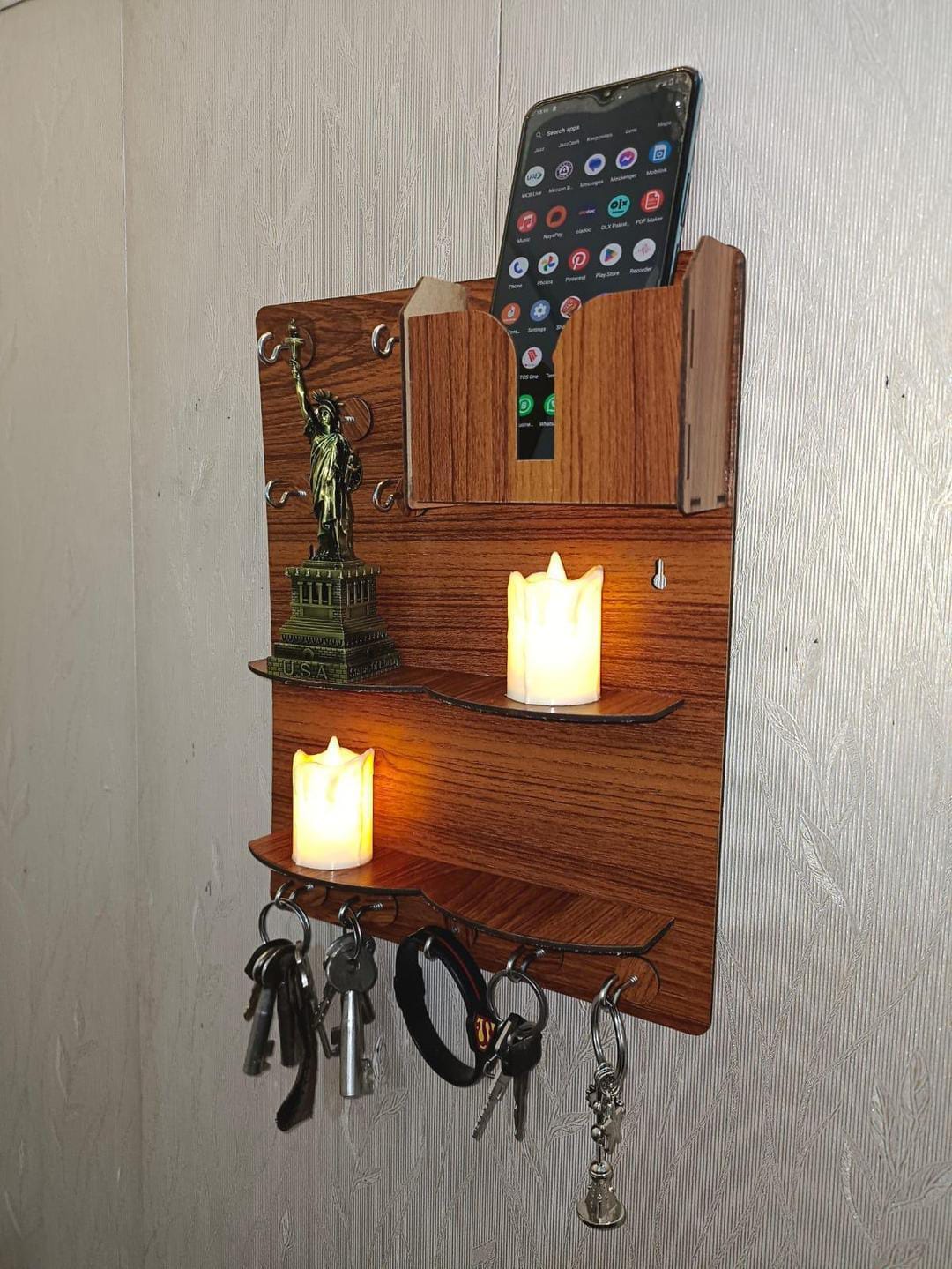 Wooden Keys and Mobile Holde